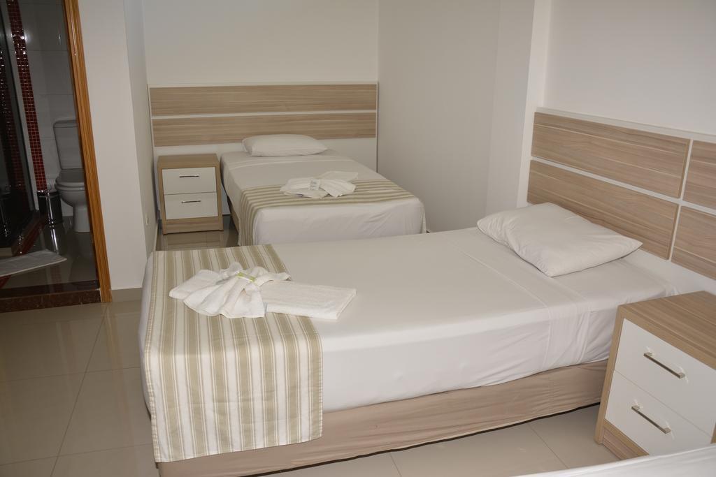 Hotel Salzburgo سيوداد ديل إستي الغرفة الصورة